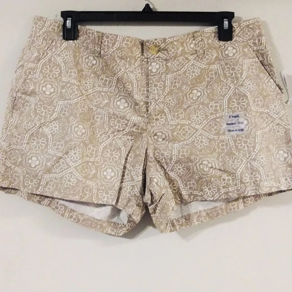Old Navy Relaxed Fit shorts  A8 - Picture 2 of 6